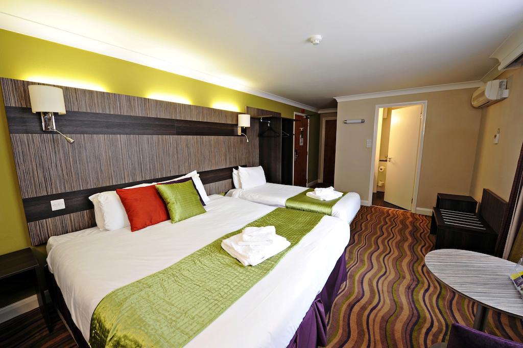 Link Hotel Loughborough Esterno foto